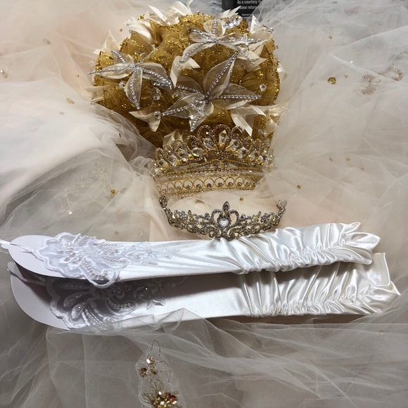 Dress - Picture 5 of 6